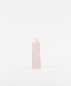 Obelisco de cuarzo rosa
